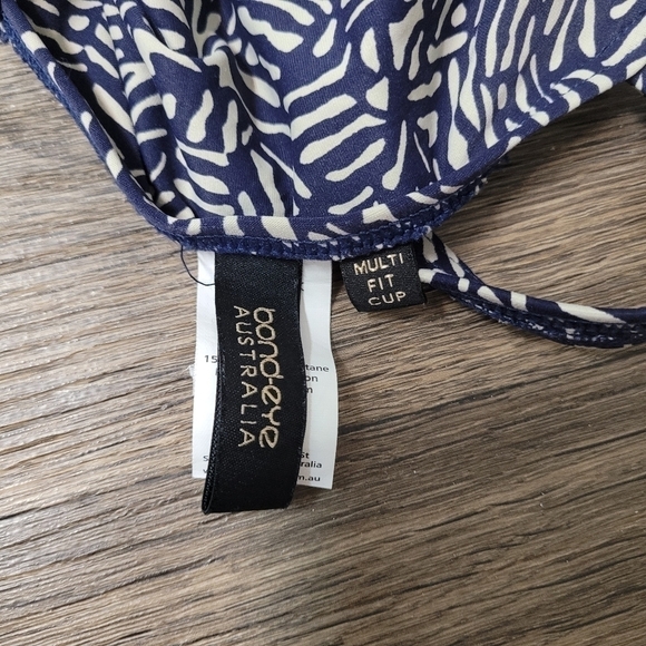 Bond-eye Australia multi one piece swimsuit size 4 - Picture 7 of 8